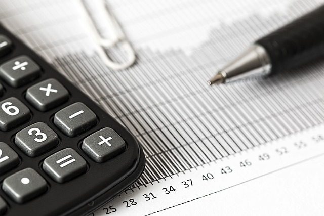Rachunkowość Kosztów: Śledzenie i Optymalizacja Wydatków